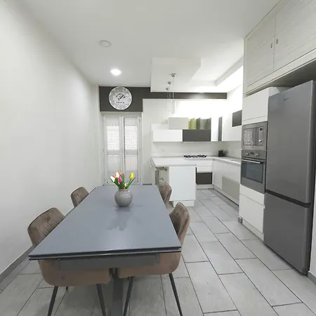 Cidemi House شقة نابولي